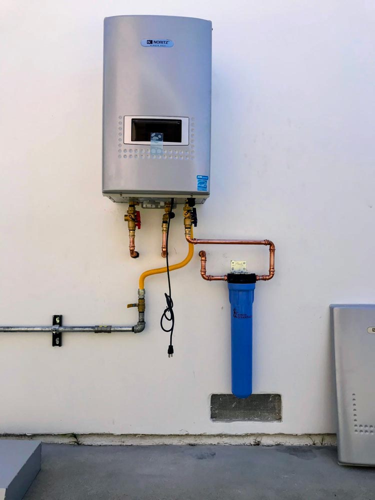 tankless hot water heater installation Brea